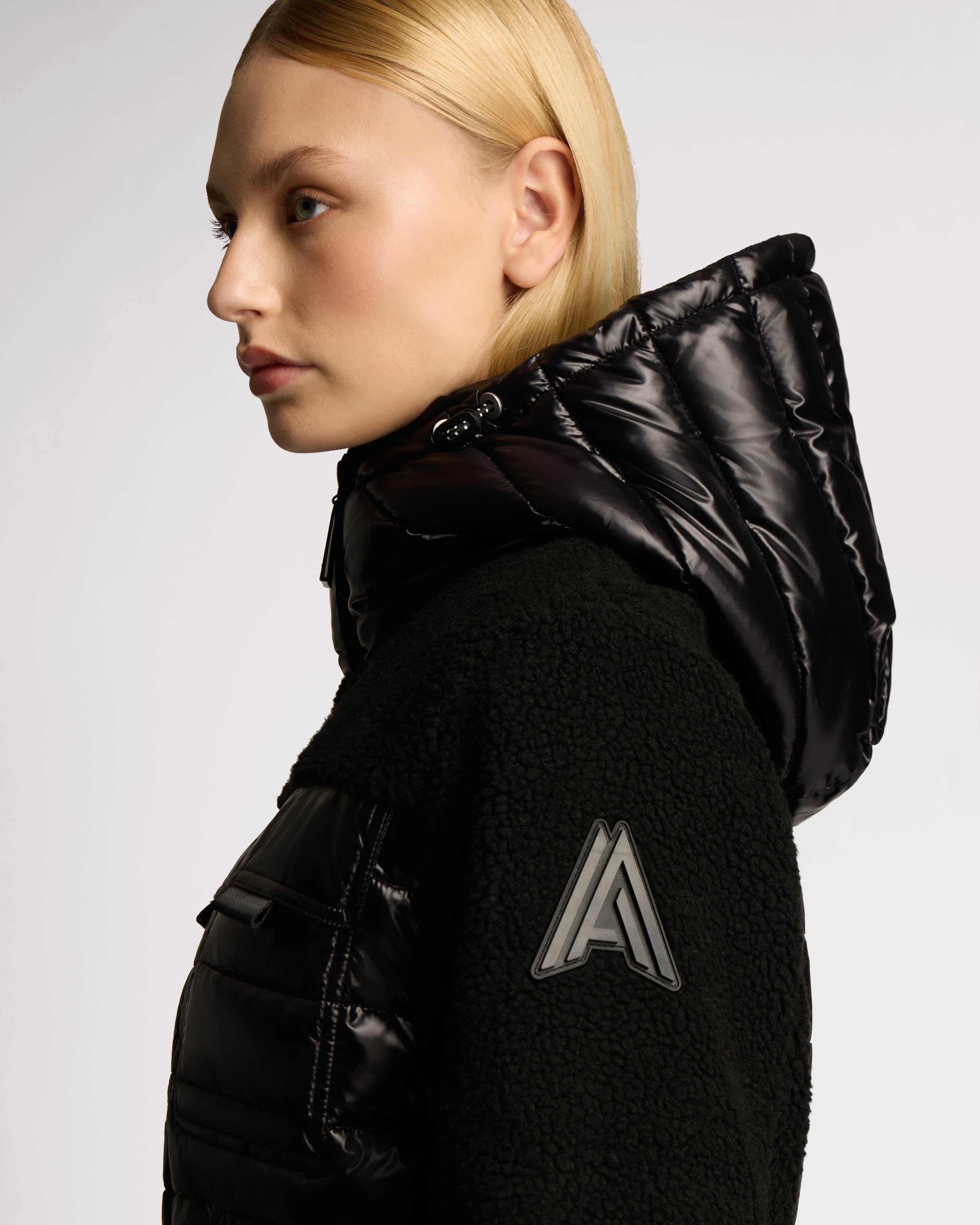 Hillet Hybrid Shell with Contrasted Puff Fabric – Alpenhaus