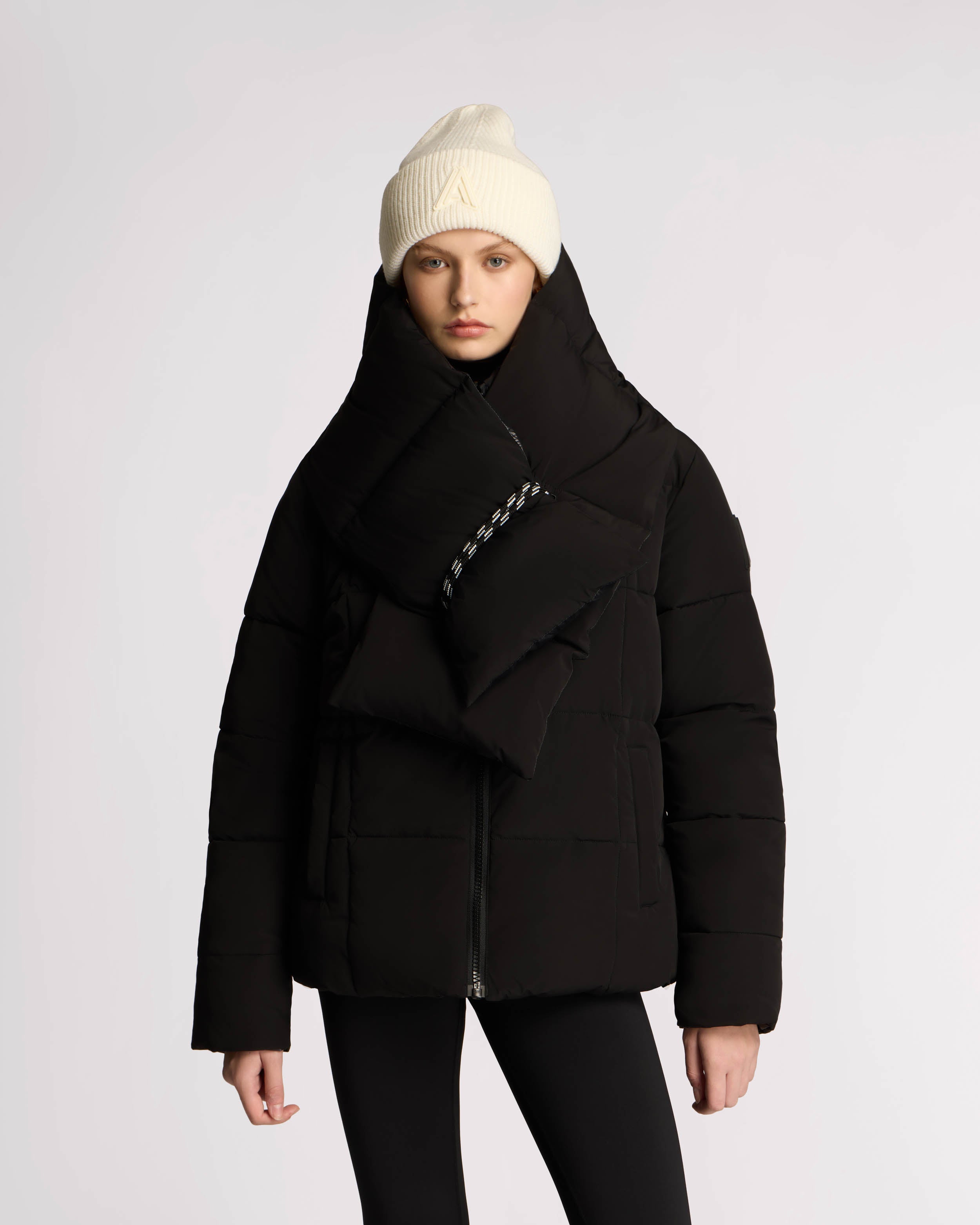 Manteau Matelassé Réversible 2-en-1 Winekka avec écharpe Surdimensionnée Amovible