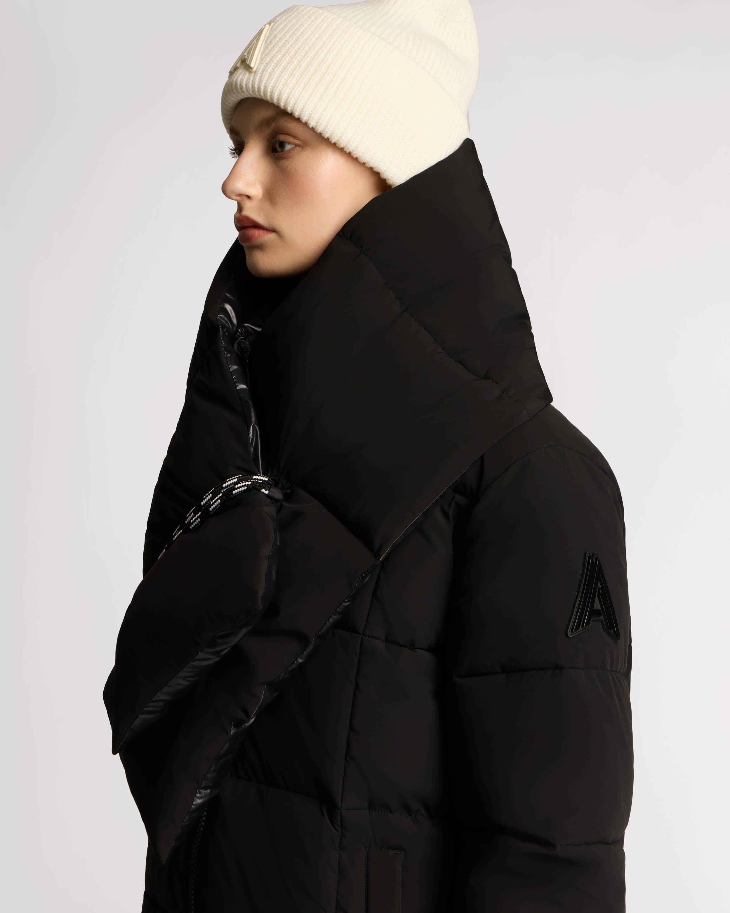 Winekka 2-in-1 Reversible Puffer with Oversized Removable Scarf