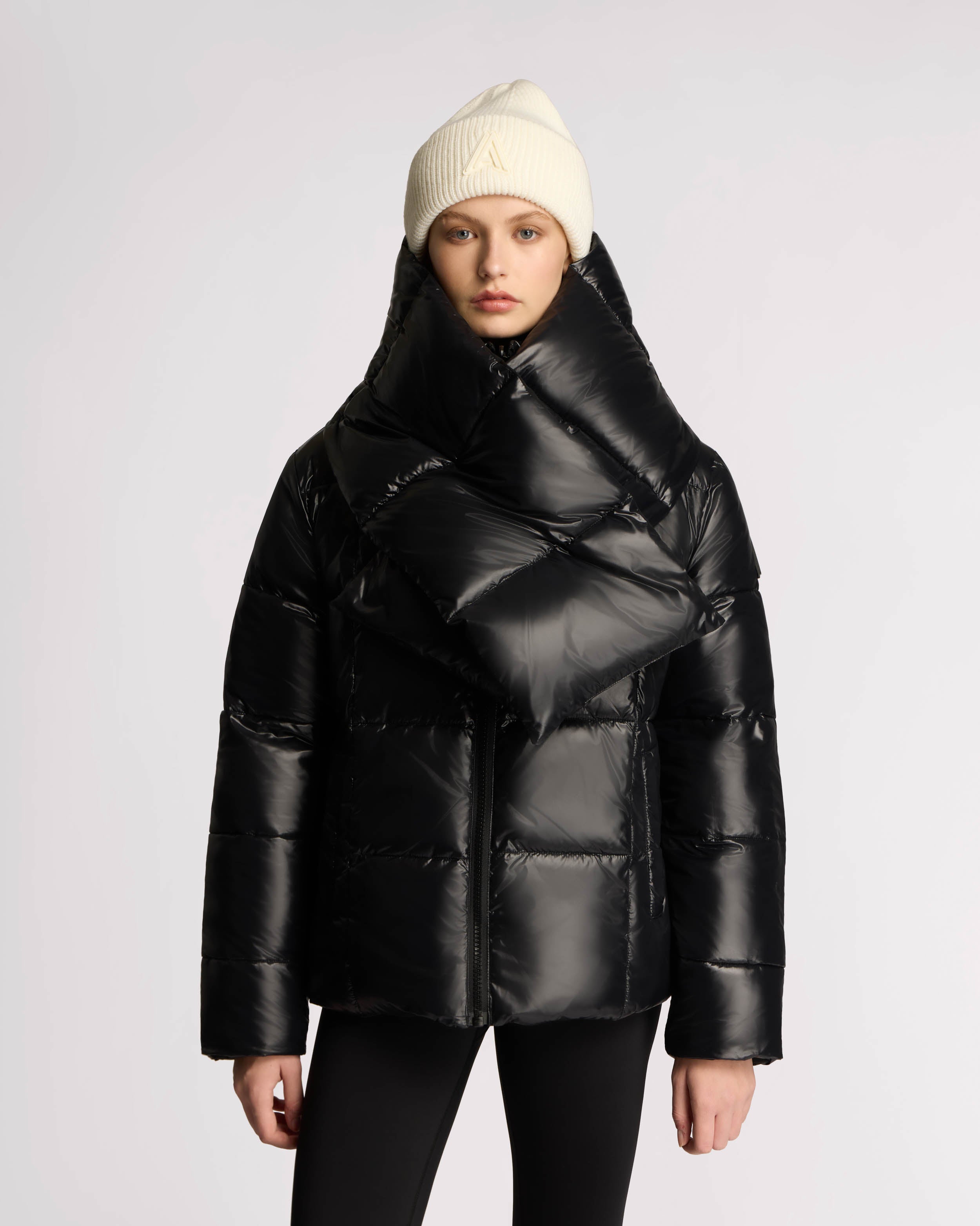 Manteau Matelassé Réversible 2-en-1 Winekka avec écharpe Surdimensionnée Amovible