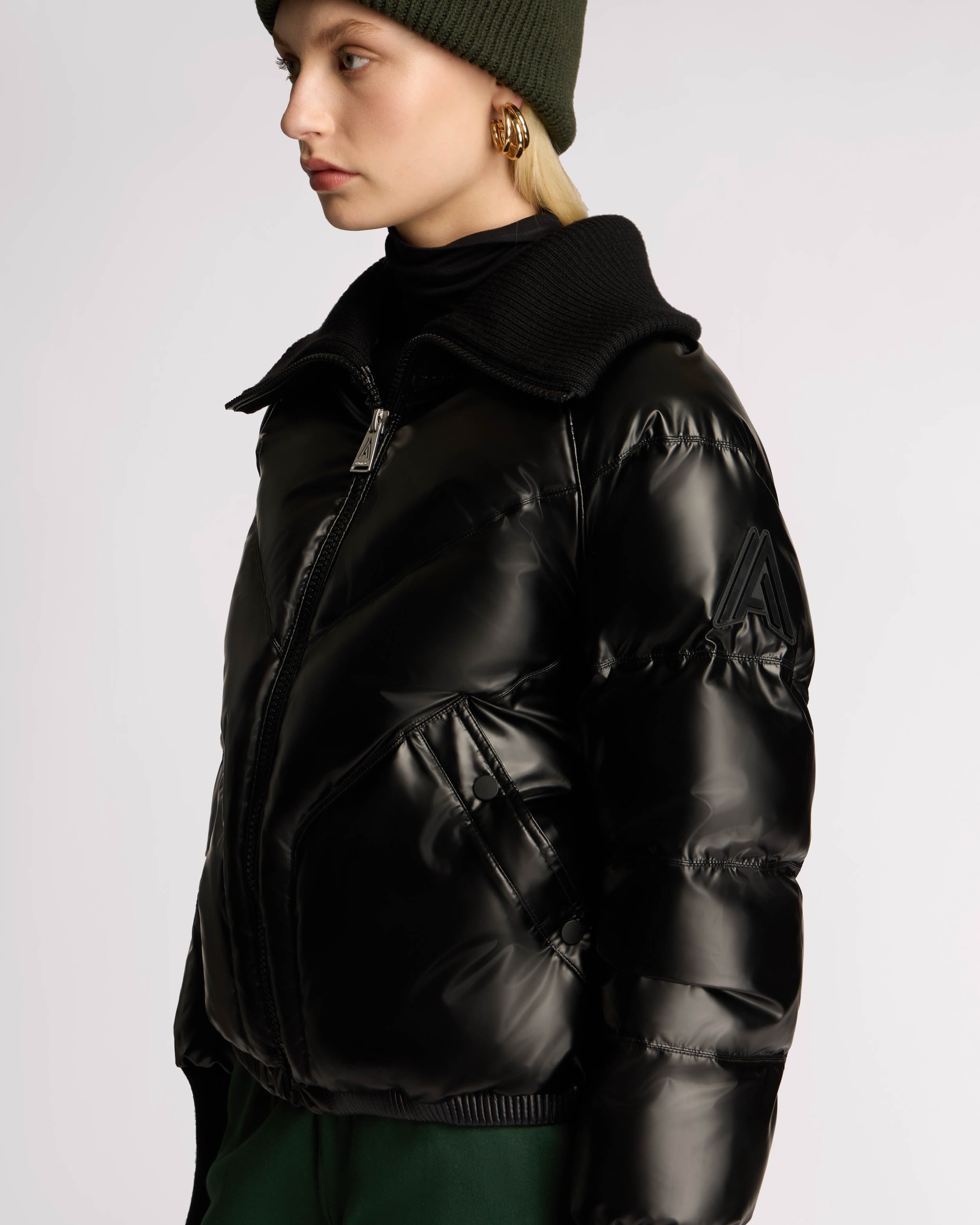 Morinway Short Puffer Bomber with Oversized Rib Knit Collar