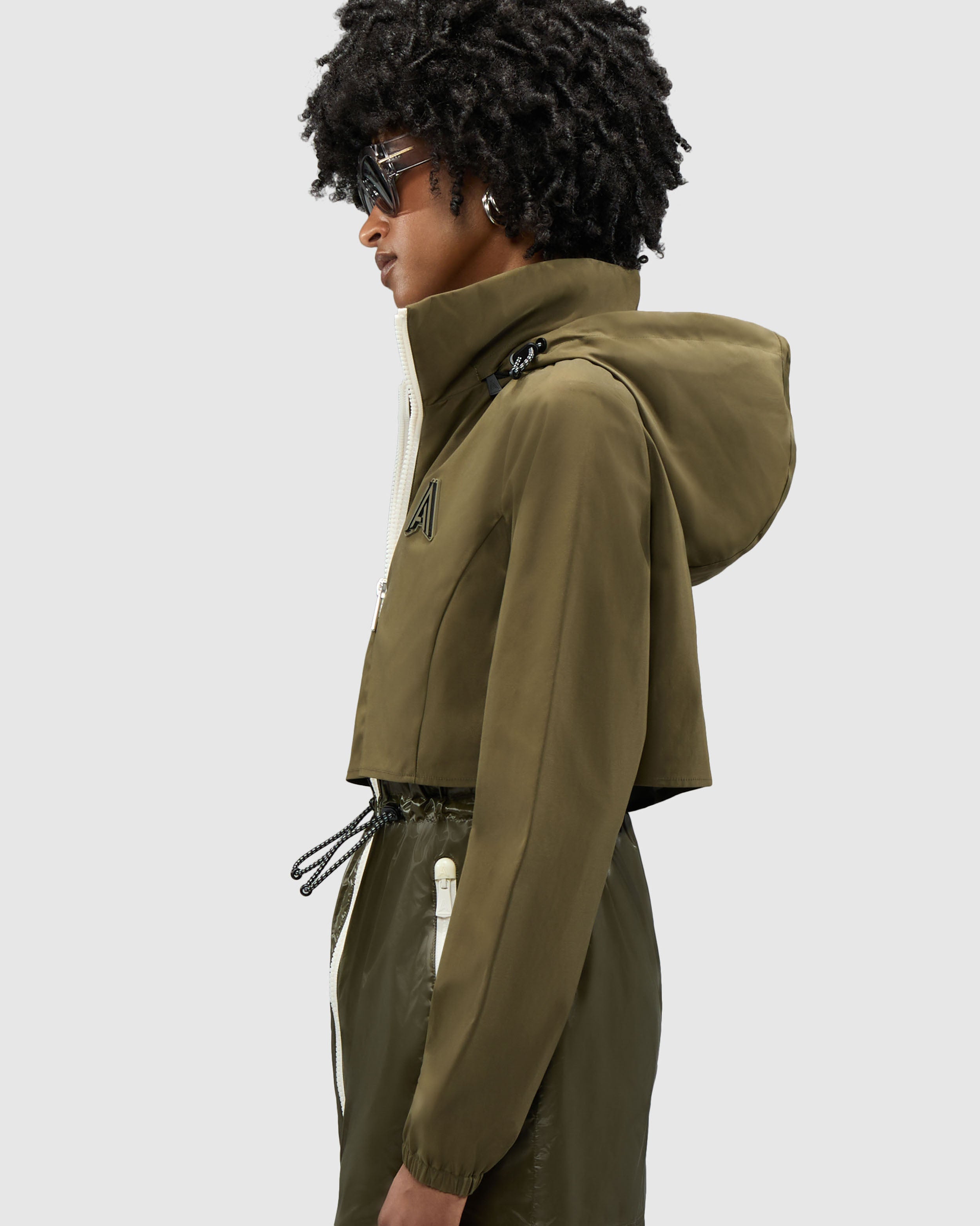【美品】RAINMAKER- SHADOWSTRIPE HOODEDCOAT Valmenier Raincoat with Retractable Hood – Alpenhaus