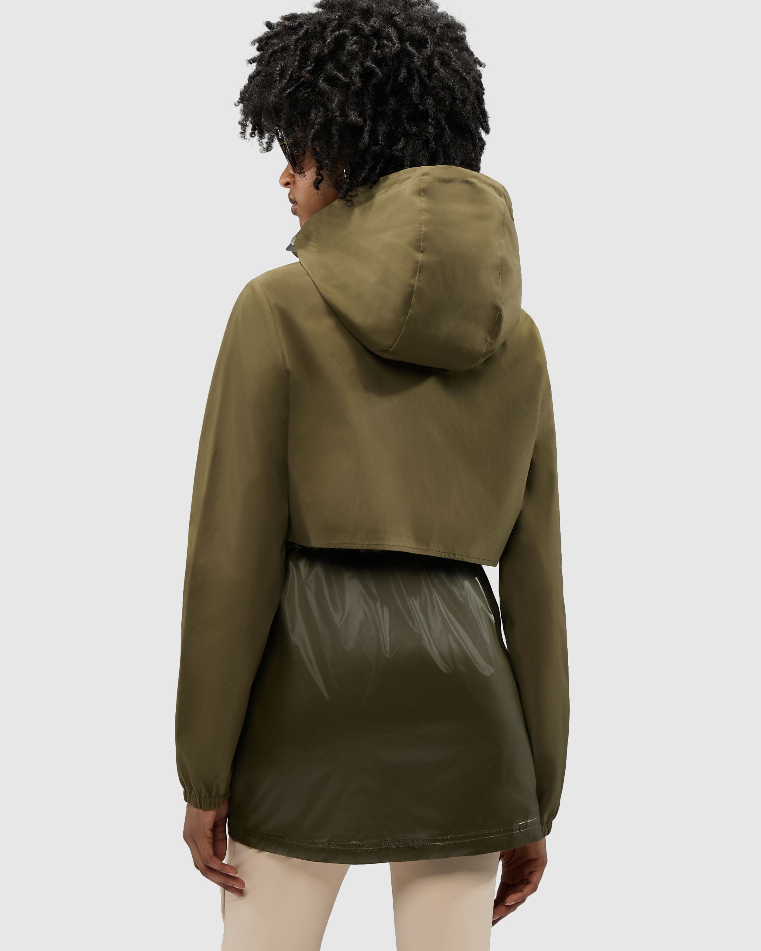 Valmenier Raincoat with Retractable Hood – Alpenhaus