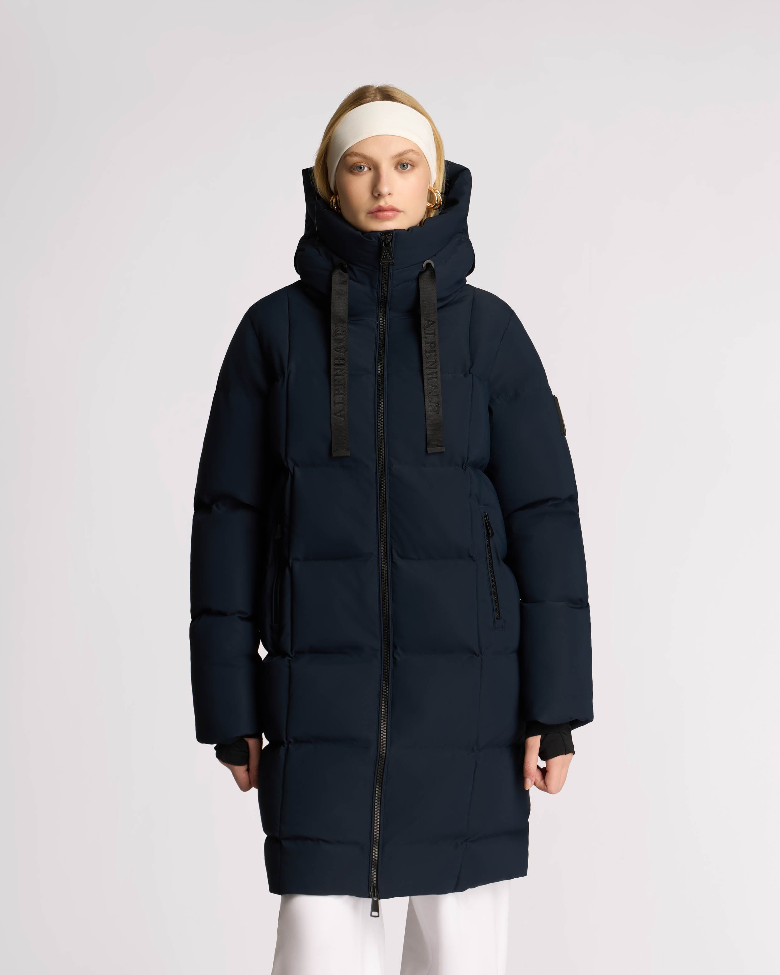 Cluze Mid-Length Puffer with Square Quilting