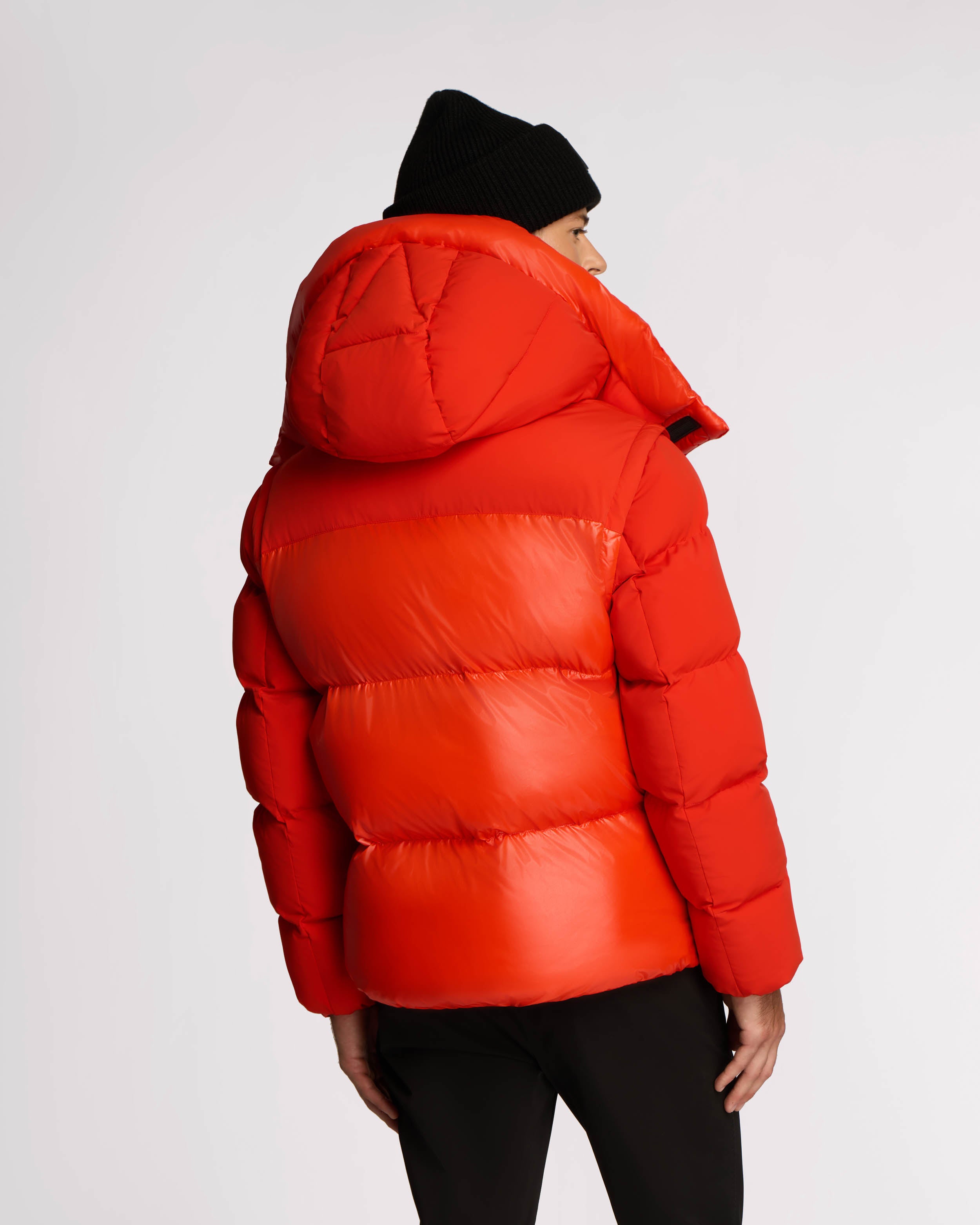 Megeve Unisex 2-In-1 Relaxed Fit Puffer