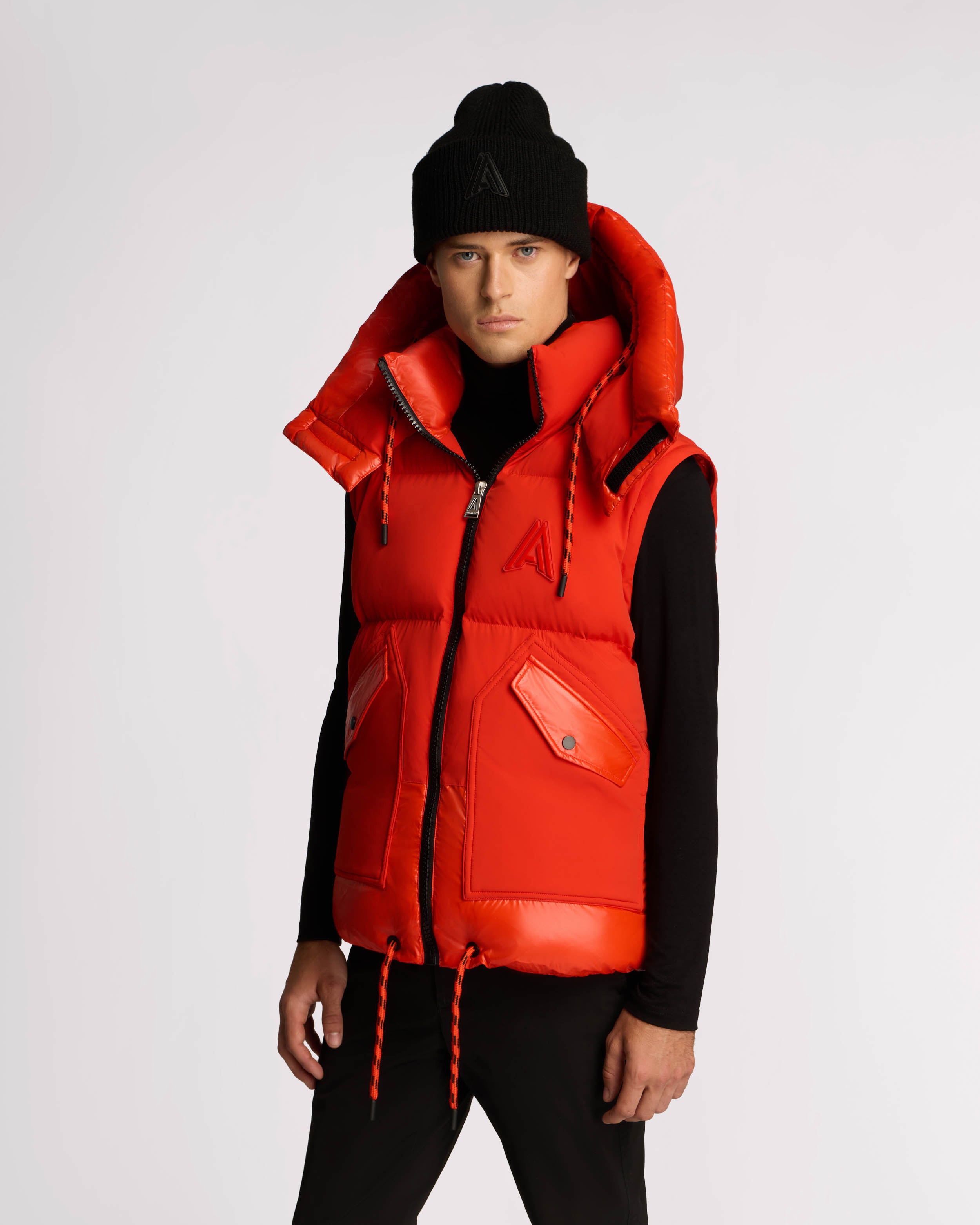 Megeve Unisex 2-In-1 Relaxed Fit Puffer