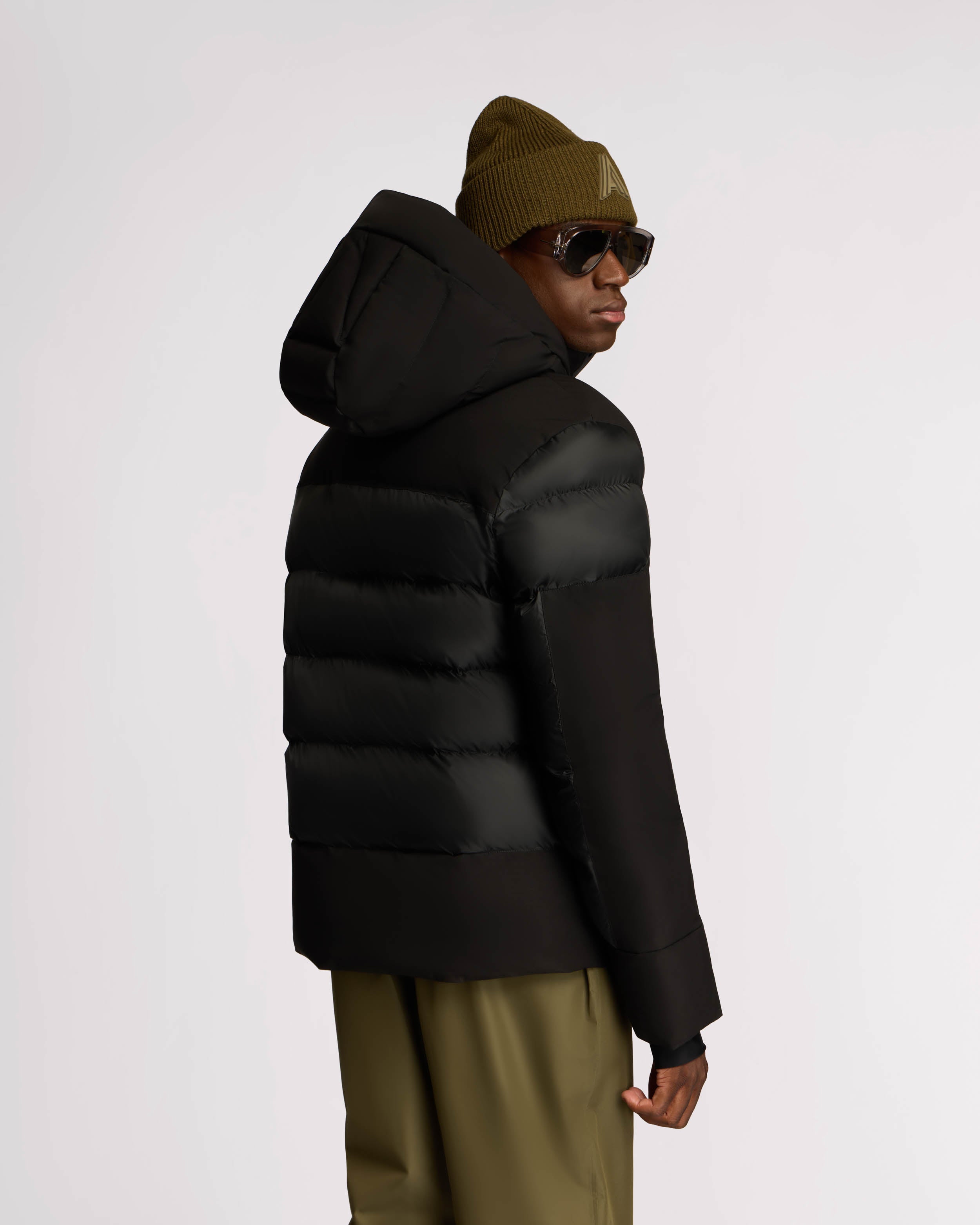 Barren Heavyweight Multi-Tone Puffer with Semi-Lustrous Finish