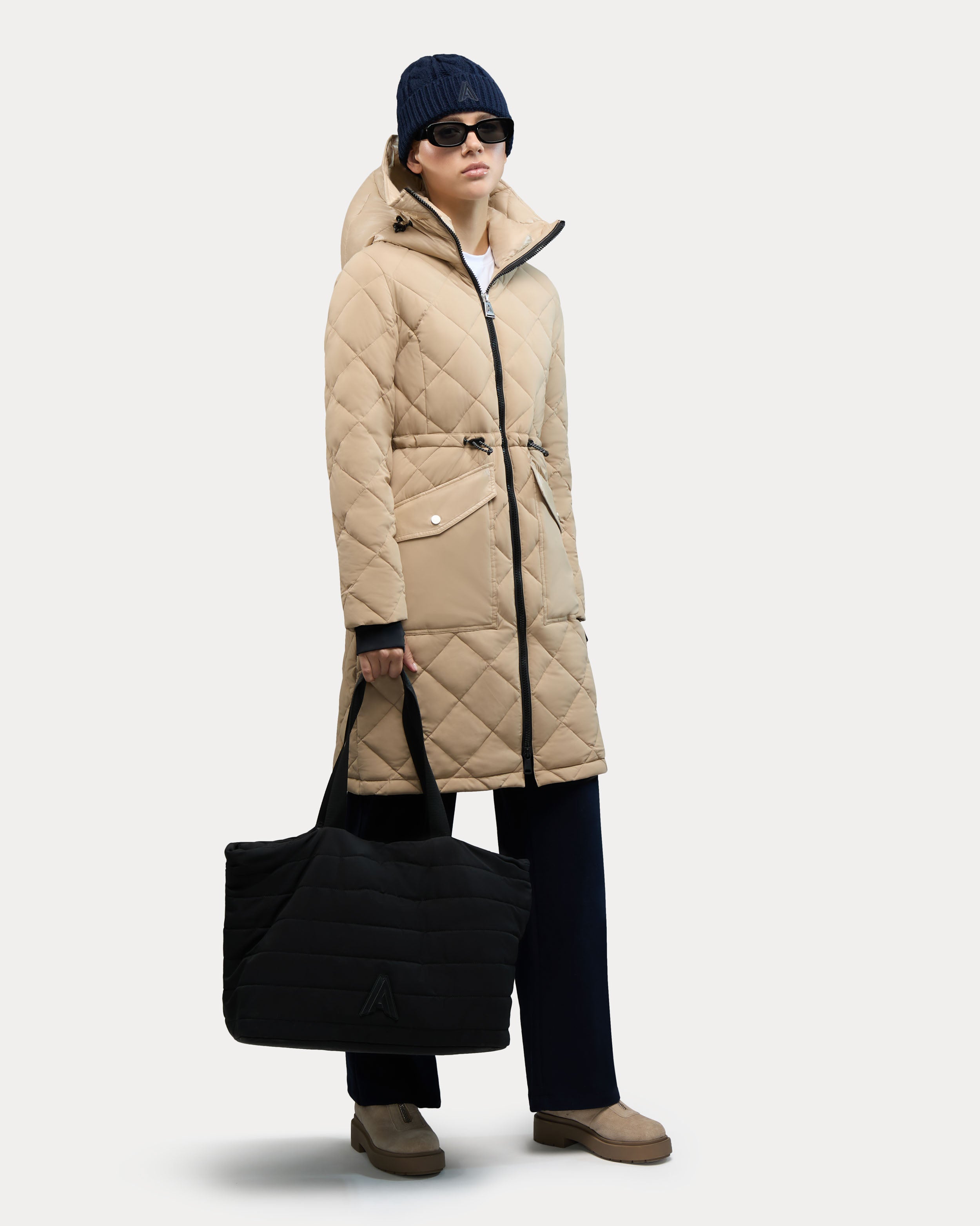Arly manteau bouffant léger hybride allongé pour femme