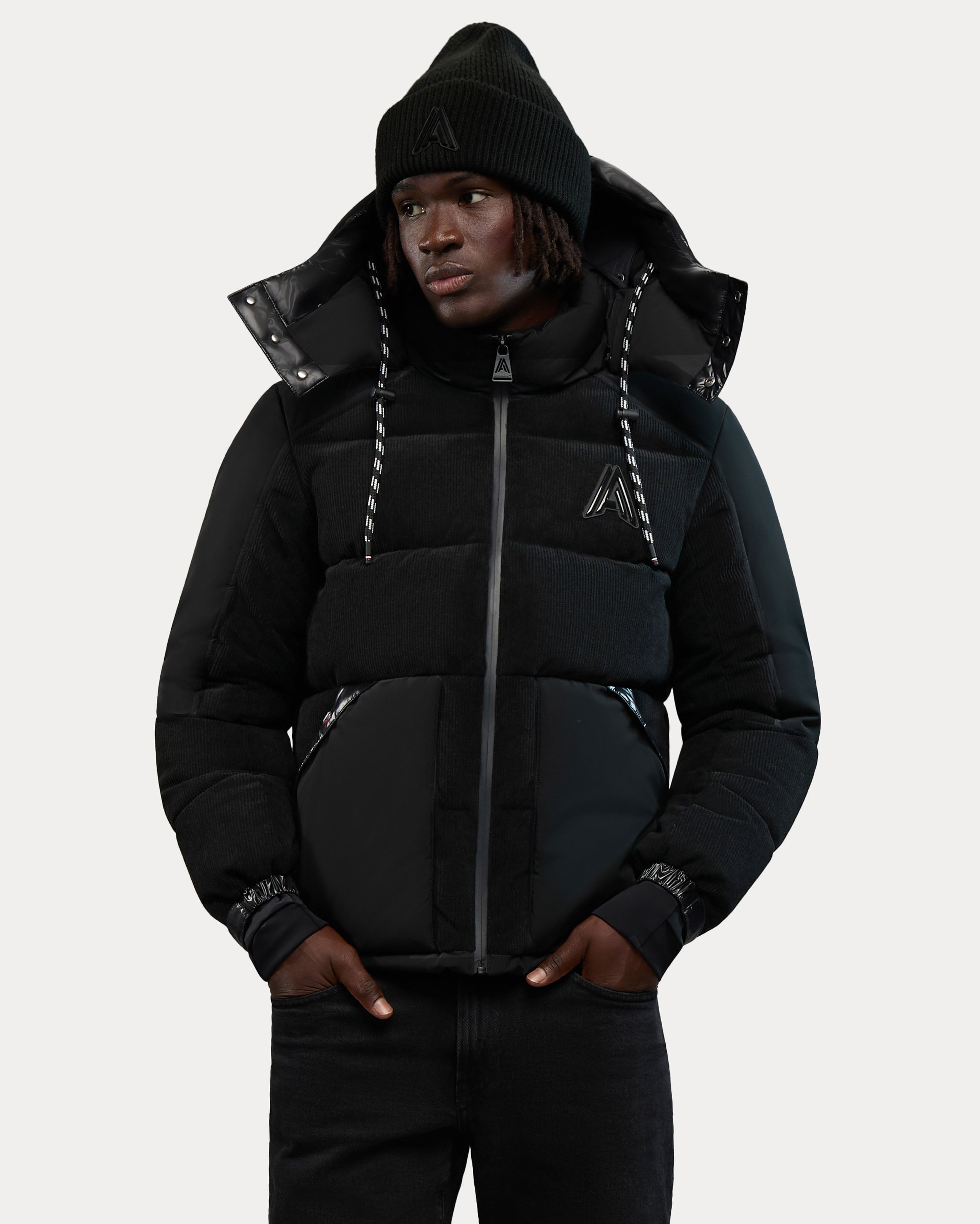 Chamonix Veste Bouffante en Velours Côtelé avec Details Contrastés pour Hommes 