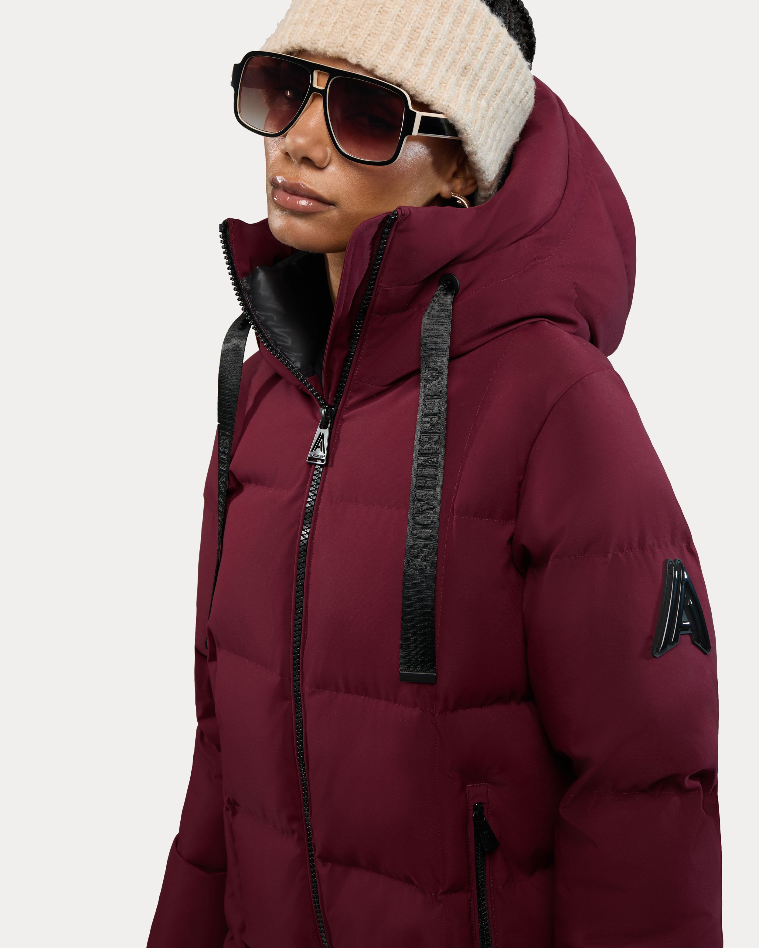 Cluze Mid-Length Puffer with Square Quilting