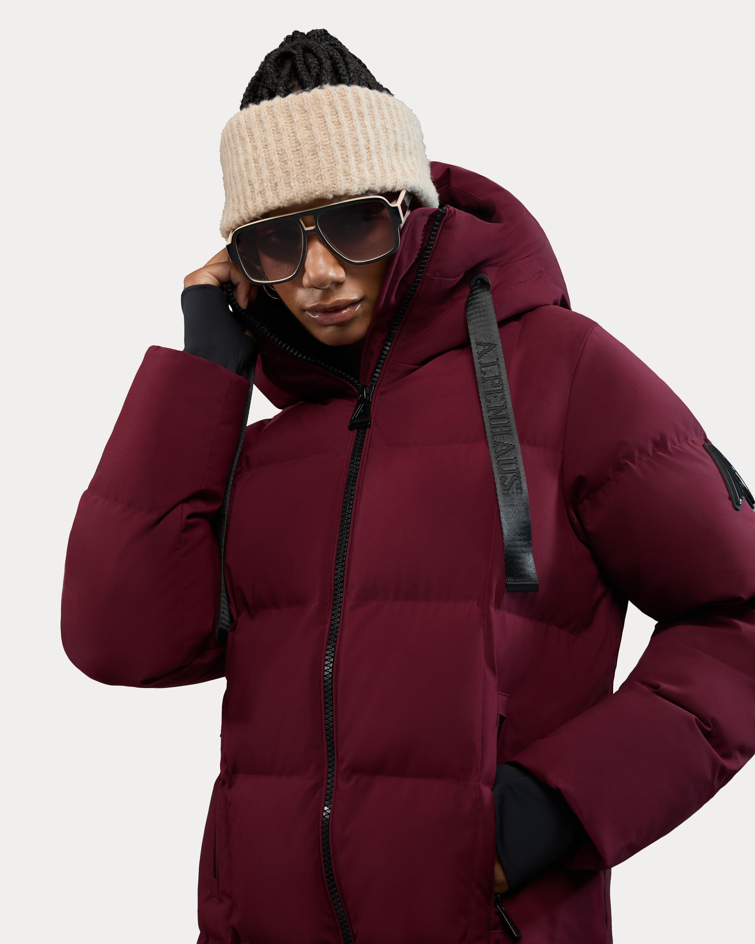 Cluze Mid-Length Puffer with Square Quilting