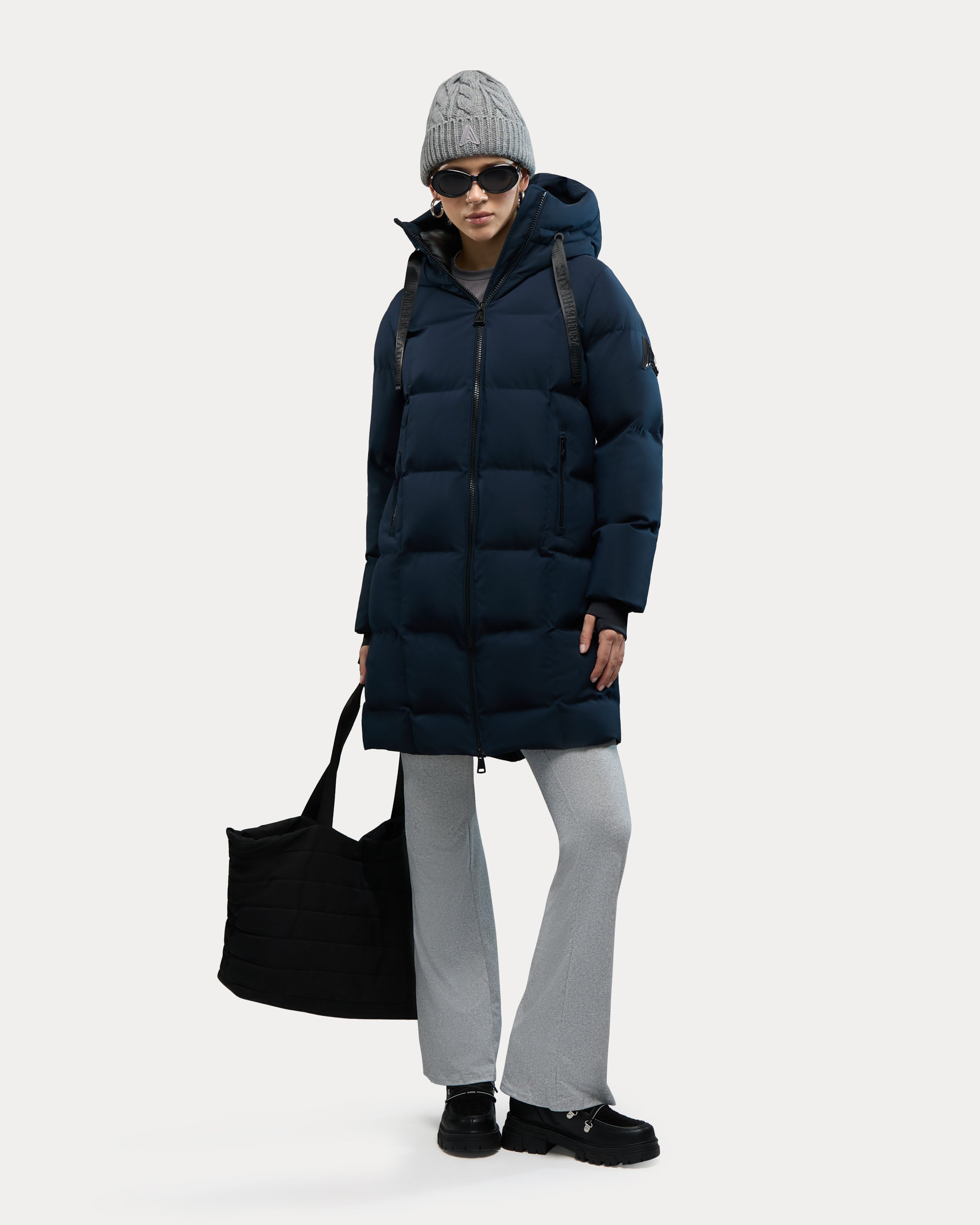 Cluze Mid-Length Puffer with Square Quilting