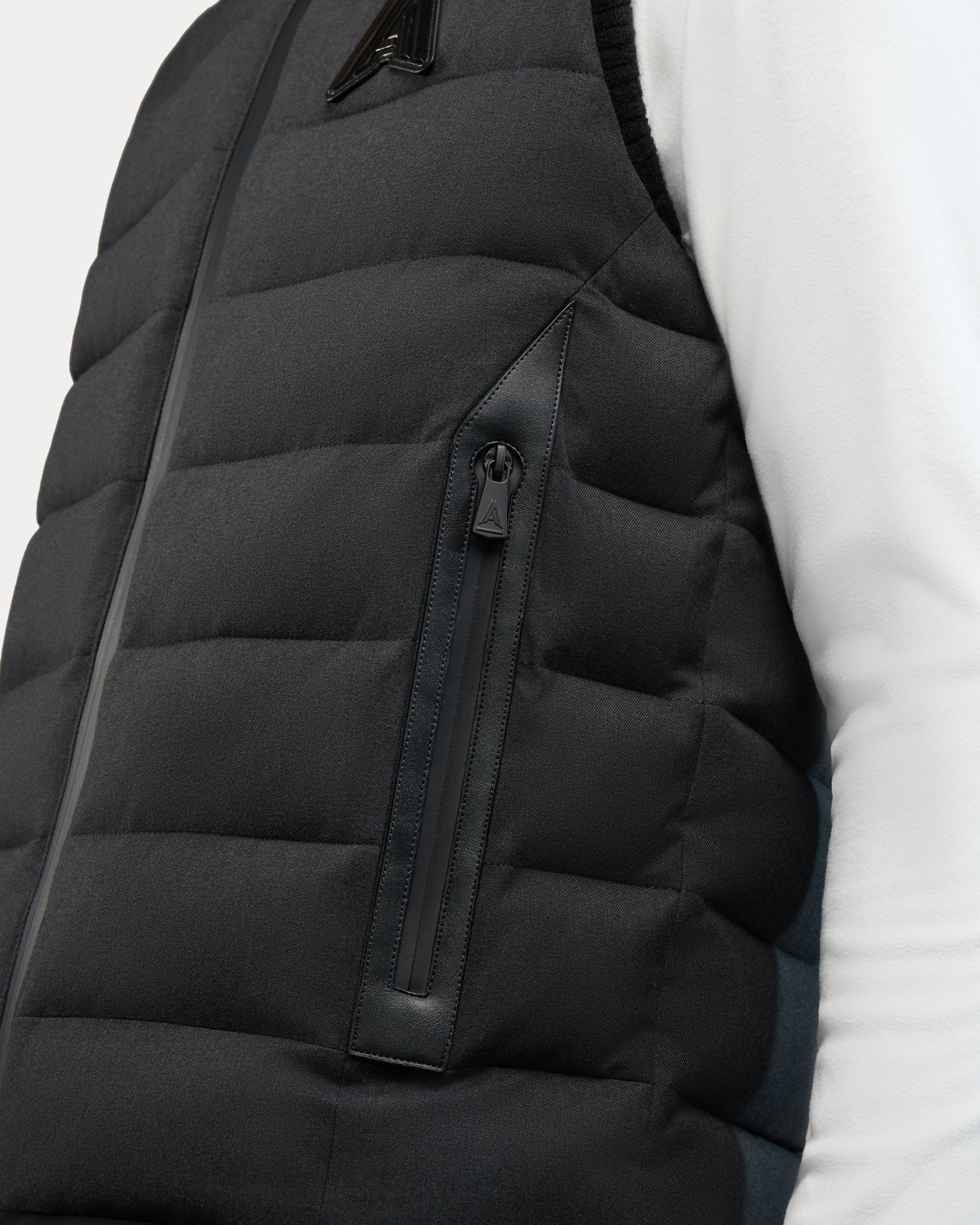 Germain Veste pour Hommes en Tissu Doux et Brossé avec Details Côtelés 