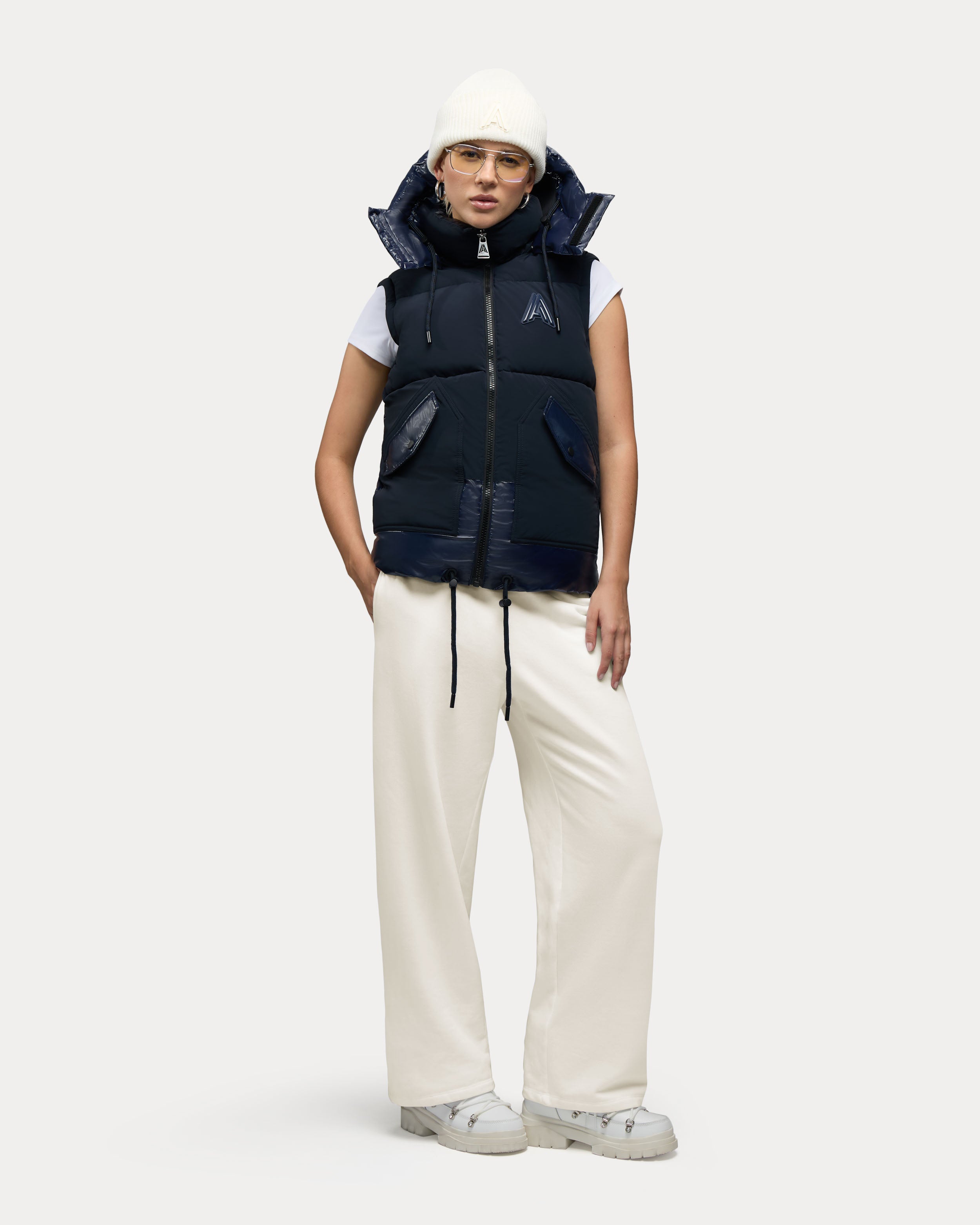 Megeve Unisex 2-In-1 Relaxed Fit Puffer