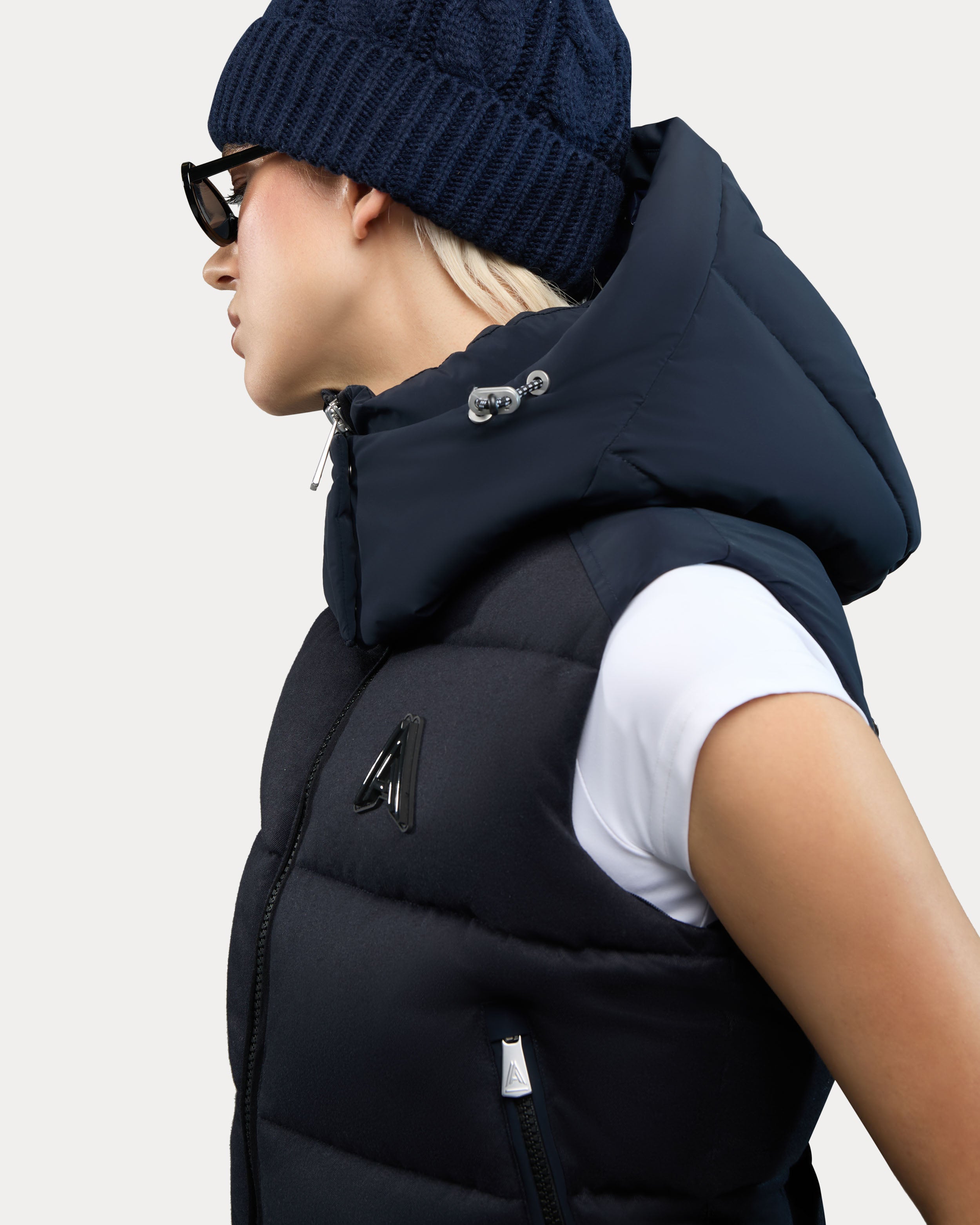 Pariset Cropped Puffer Bomber with Detachable Sleeves