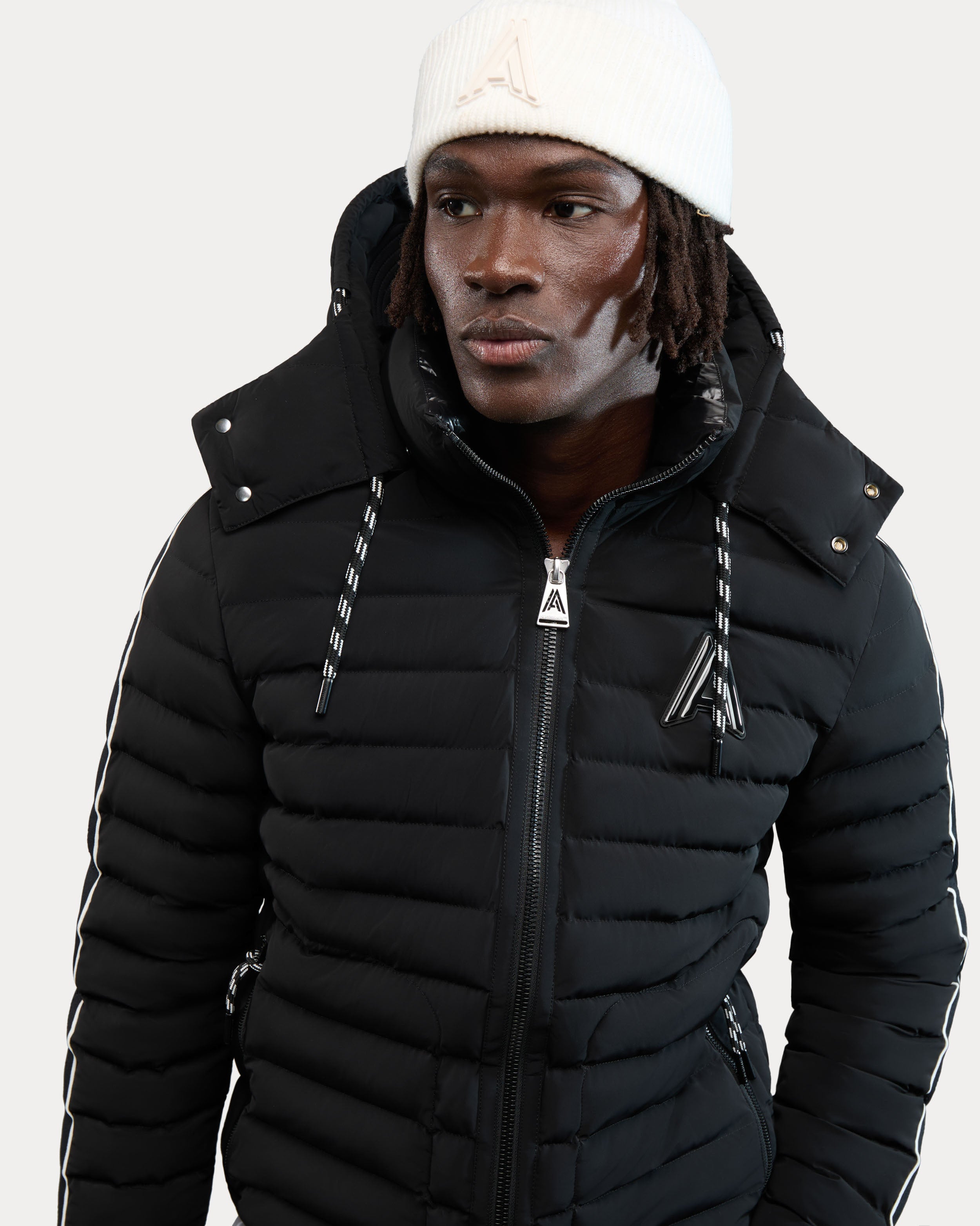 Blouson aviateur matelassé léger Uriage avec capuchon amovible