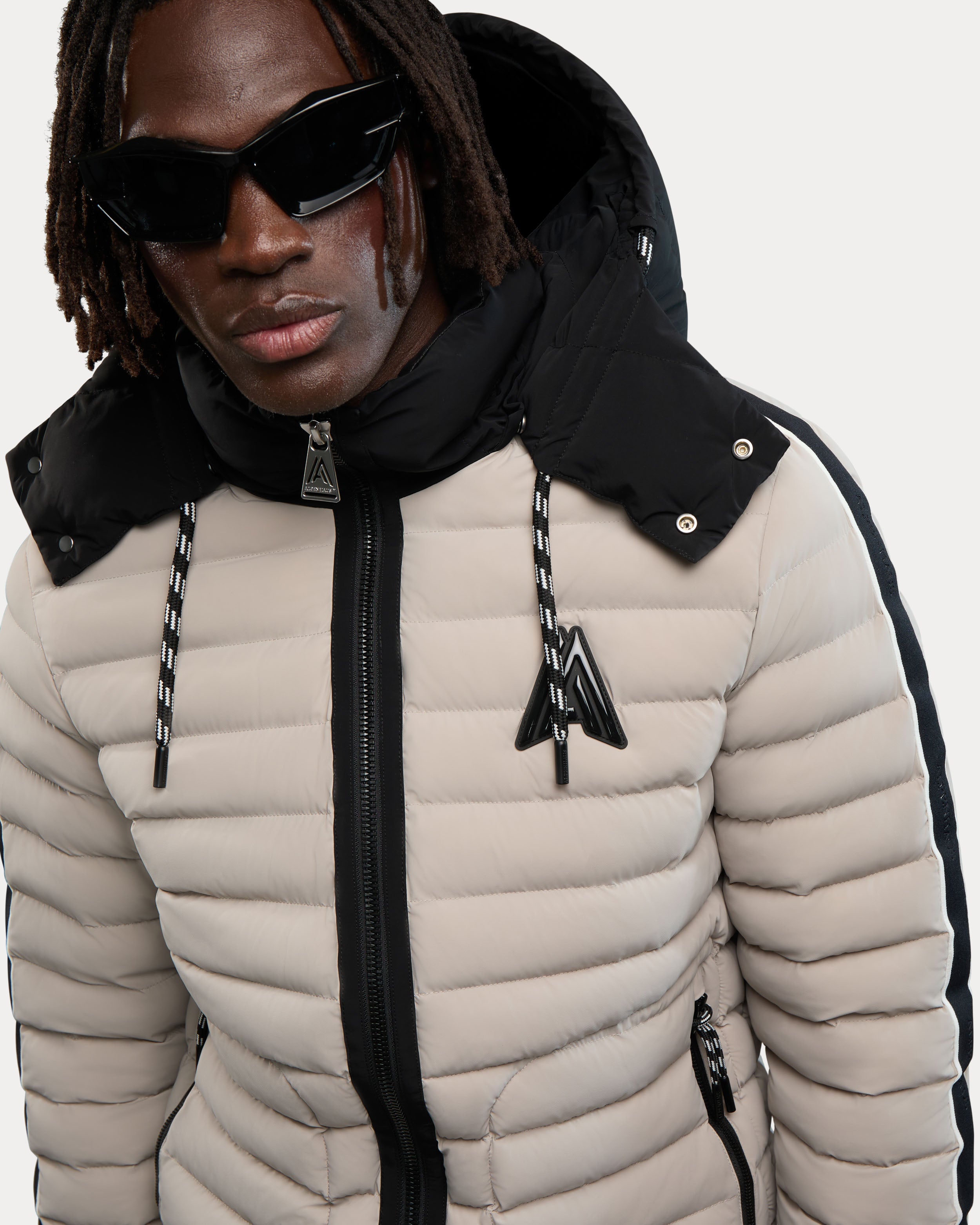 Uriage Lightweight Bomber Puffer with Removable Hood